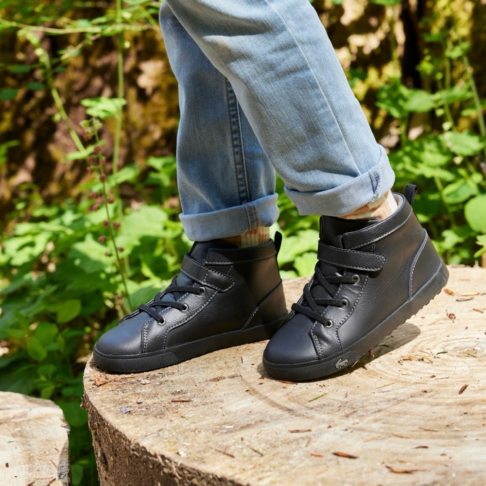 See Kai Run Hudson Black toddler 9.5T